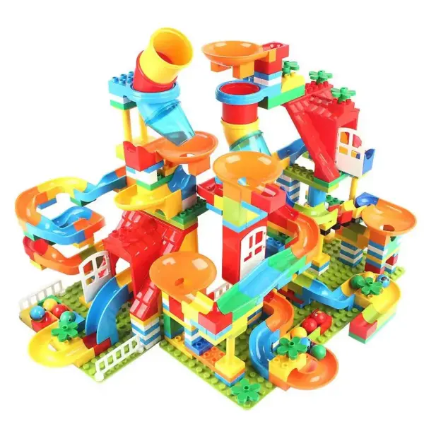 Murmelbahn Bausteine Set mit Rutschen, Tieren und Figuren – Bild 3