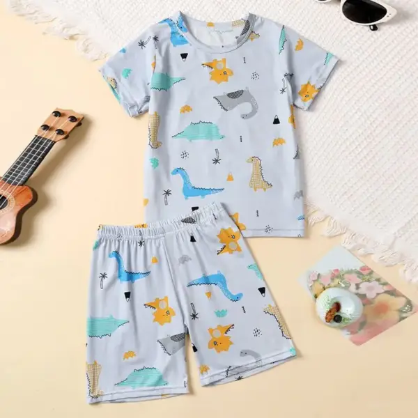 Kinder Schlafanzug kurz, Shirt und Shorts mit Allover-Muster – Bild 2