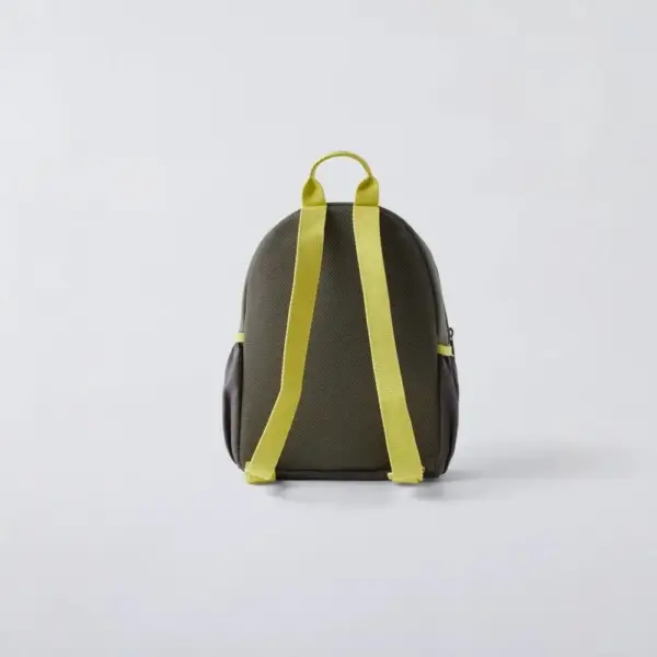 Kleiner Rucksack mit Dino-Stacheln, Schwanz und Seitentaschen – Bild 4