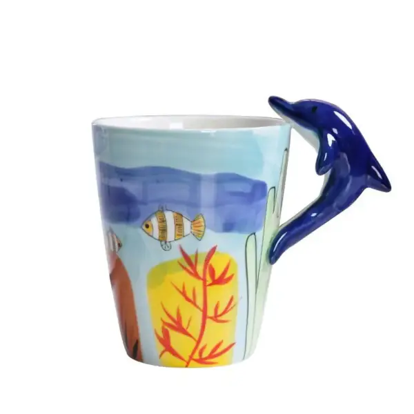 Keramiktasse mit plastischem Tierhenkel und Bemalung – Bild 5