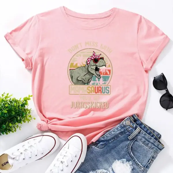 Damen T-Shirt mit T-Rex Aufdruck, Sonnenbrille und Kopftuch – Bild 9