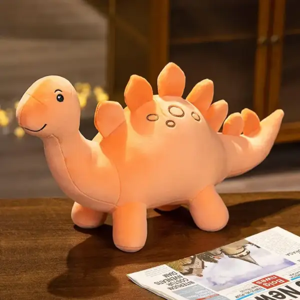 Dinosaurier Plüschtier mit rundem Körper und kurzen Beinen – Bild 3